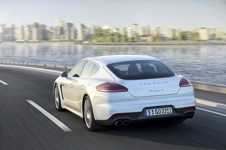 Porsche Panamera facelift photo gallery